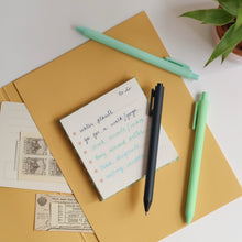 Load image into Gallery viewer, Buy The Smart Black Table Set, Personalised 2023 Diary From XI
